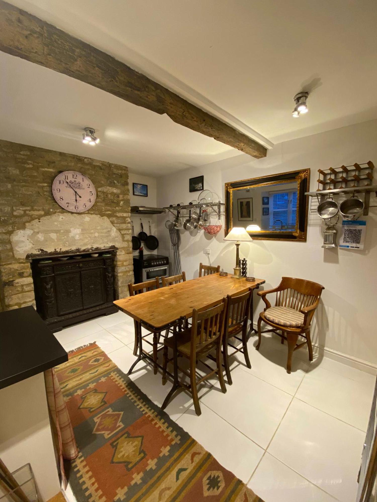 Market Place Cottage, Tetbury, Cotswolds Grade II Central Location Екстер'єр фото